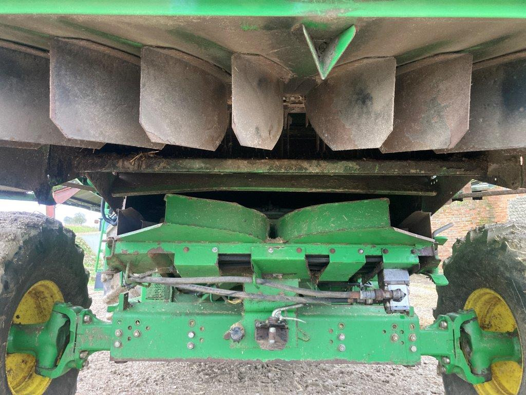 John Deere S690i HM - Зерноуборочный комбайн: фото 5 John Deere S690i HM - Зерноуборочный комбайн: фото 5