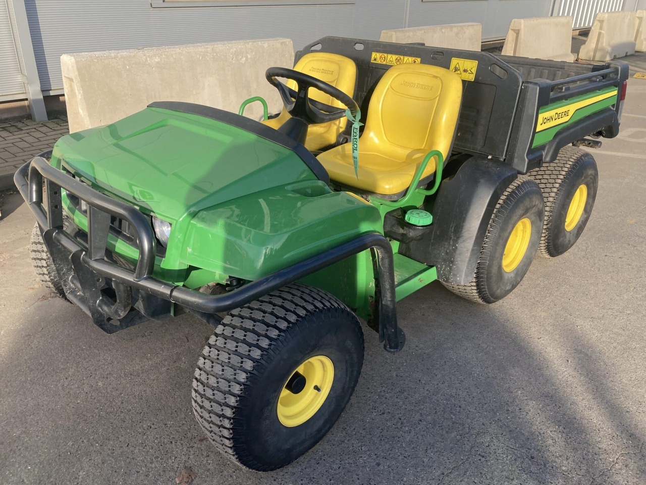 Новый Квадроцикл John Deere TH6x4 Gator: фото 1