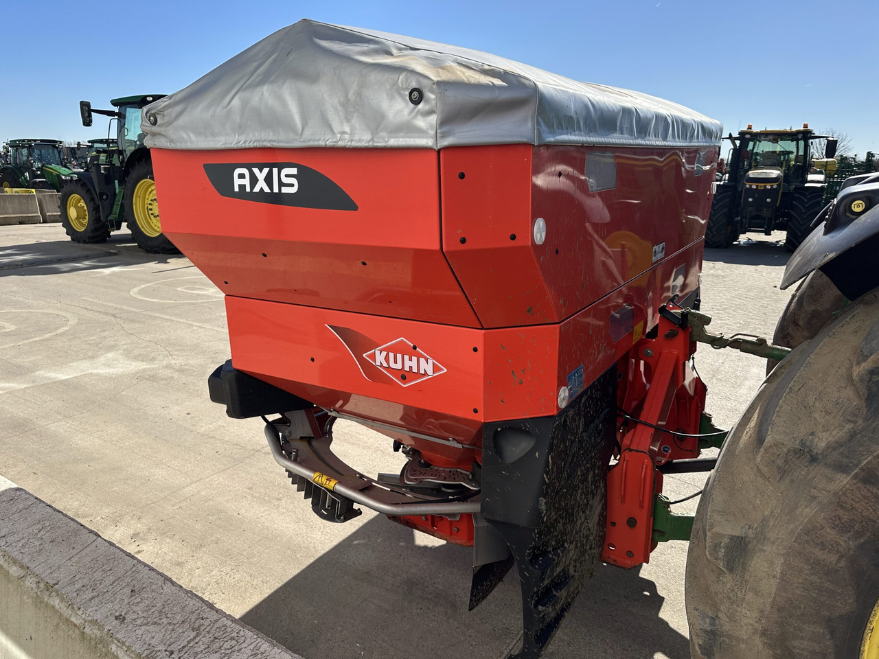 Kuhn Axis 40.2 M-EMC-W - Разбрасыватель удобрений: фото 5 Kuhn Axis 40.2 M-EMC-W - Разбрасыватель удобрений: фото 5