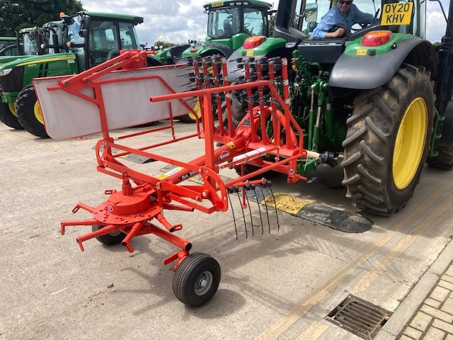 Kuhn GA 3201 - Сеноворошилка: фото 1 Kuhn GA 3201 - Сеноворошилка: фото 1