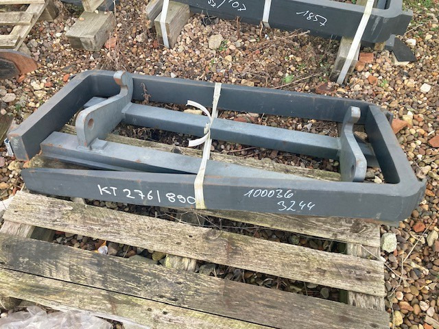Kramer 3 Tone Pallet Forks - Навесное оборудование: фото 1