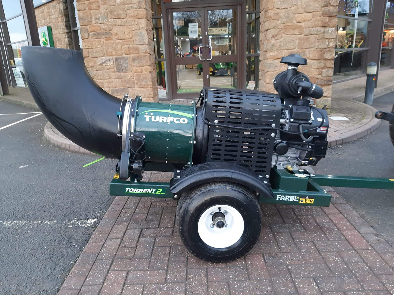 Turfco Torrent II blower - Садовое оборудование: фото 1 Turfco Torrent II blower - Садовое оборудование: фото 1