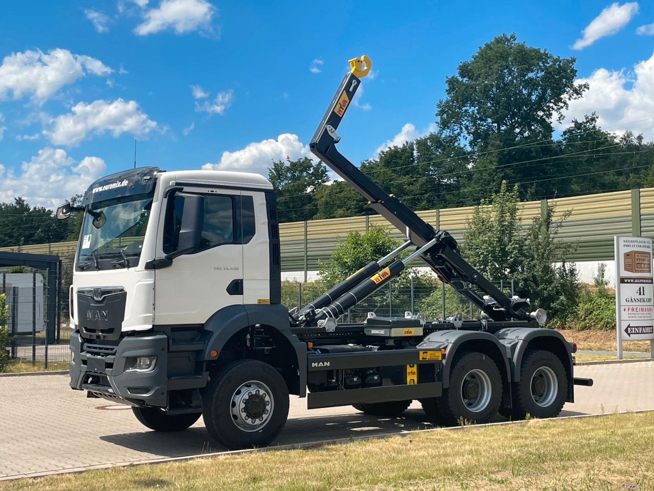 MAN TGS 33.440 6x6 Euro6e Hyva - Hiab MultiLift - Крюковой мультилифт, Автоманипулятор: фото 2 MAN TGS 33.440 6x6 Euro6e Hyva - Hiab MultiLift - Крюковой мультилифт, Автоманипулятор: фото 2