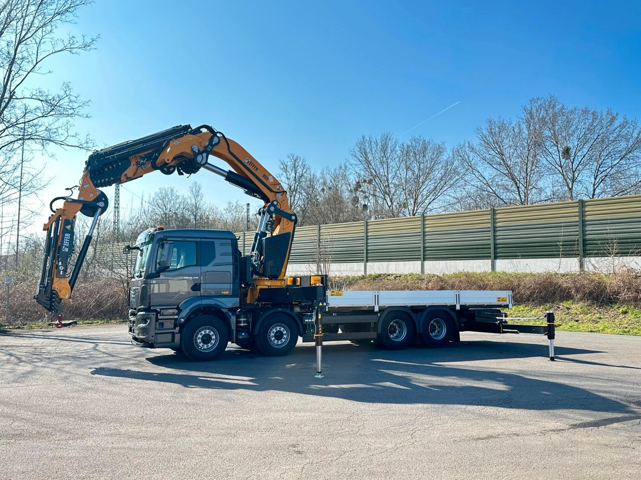 MAN TGS 35.520 8X4 TG 3 EFFER 955-8s +Jib 6sAUTOKRAN - Автоманипулятор: фото 2 MAN TGS 35.520 8X4 TG 3 EFFER 955-8s +Jib 6sAUTOKRAN - Автоманипулятор: фото 2