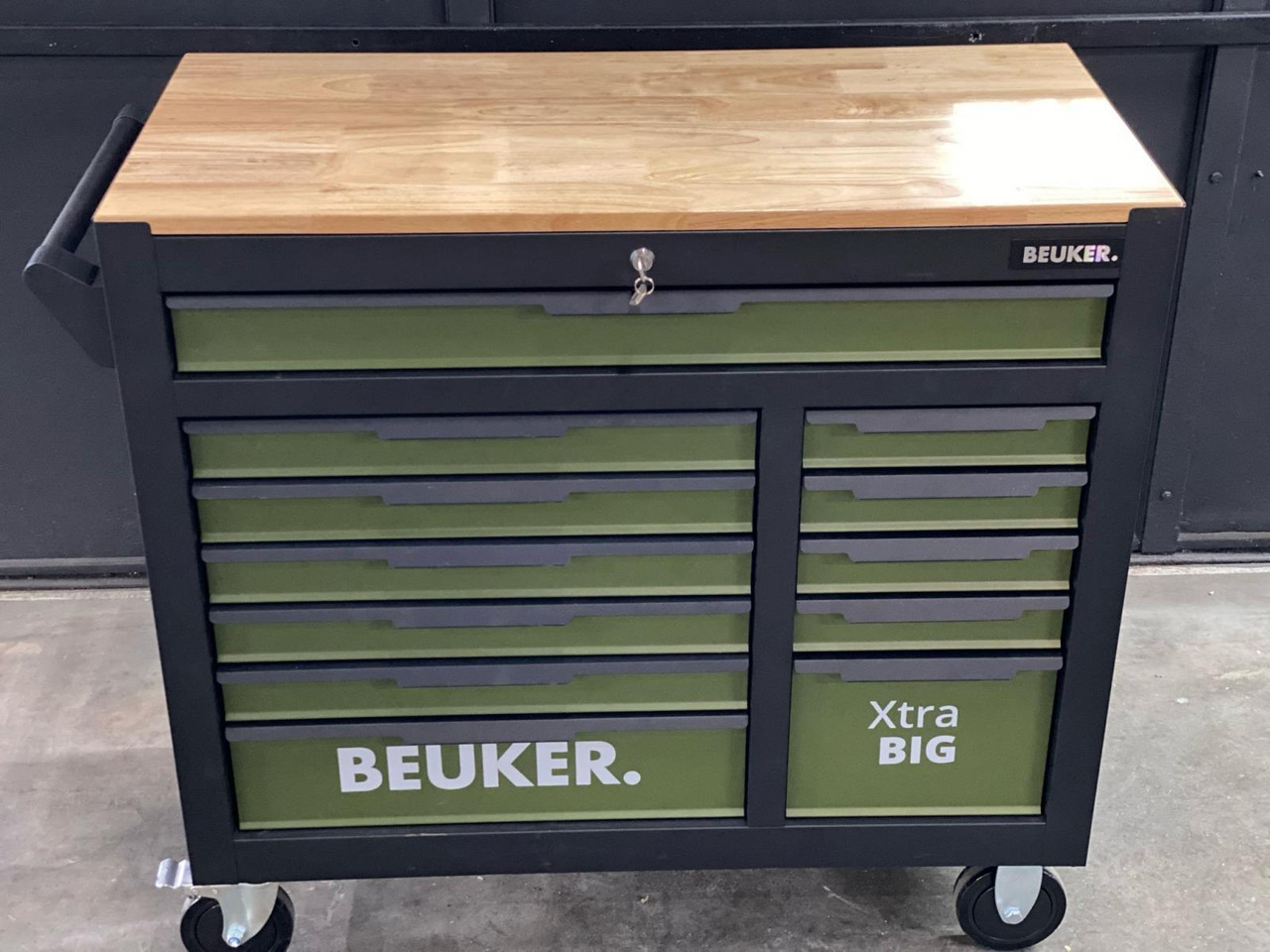 Beuker Xtra Big Gereedschapskist Nieuw - Оборудование для гаражей/ Мастерских: фото 1 Beuker Xtra Big Gereedschapskist Nieuw - Оборудование для гаражей/ Мастерских: фото 1