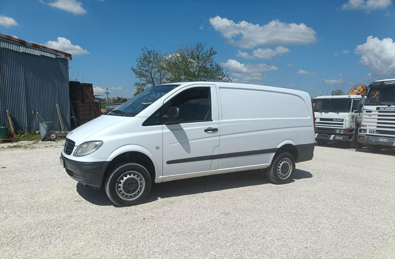 Furgone Mercedes Vito 115CDi 4x4 - Цельнометаллический фургон: фото 1 Furgone Mercedes Vito 115CDi 4x4 - Цельнометаллический фургон: фото 1