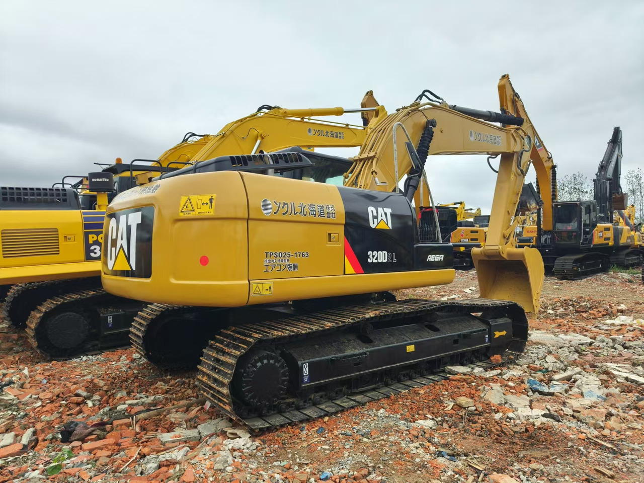 CATERPILLAR 320D2L - Гусеничный экскаватор: фото 1