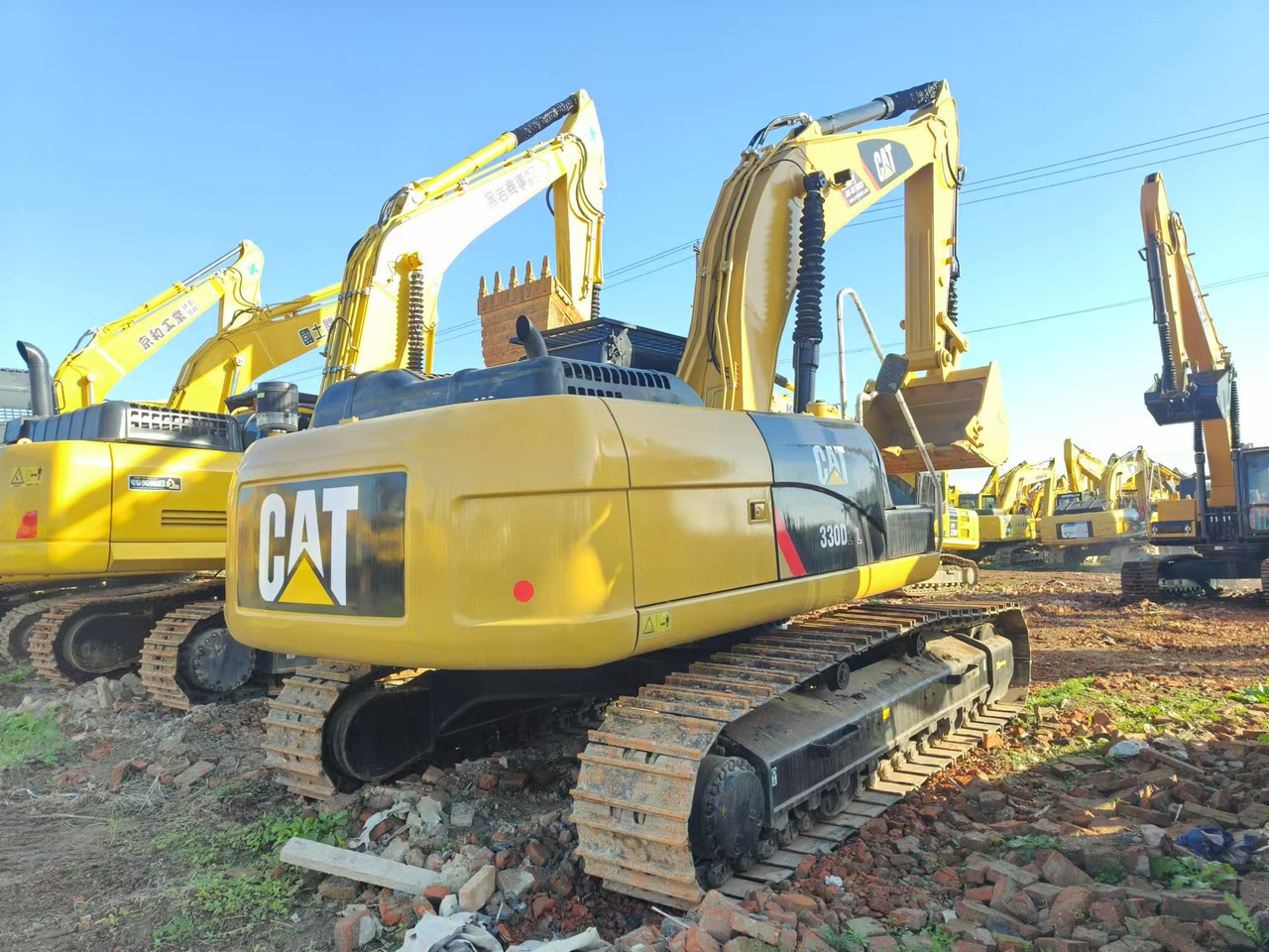 CATERPILLAR 330D - Гусеничный экскаватор: фото 1