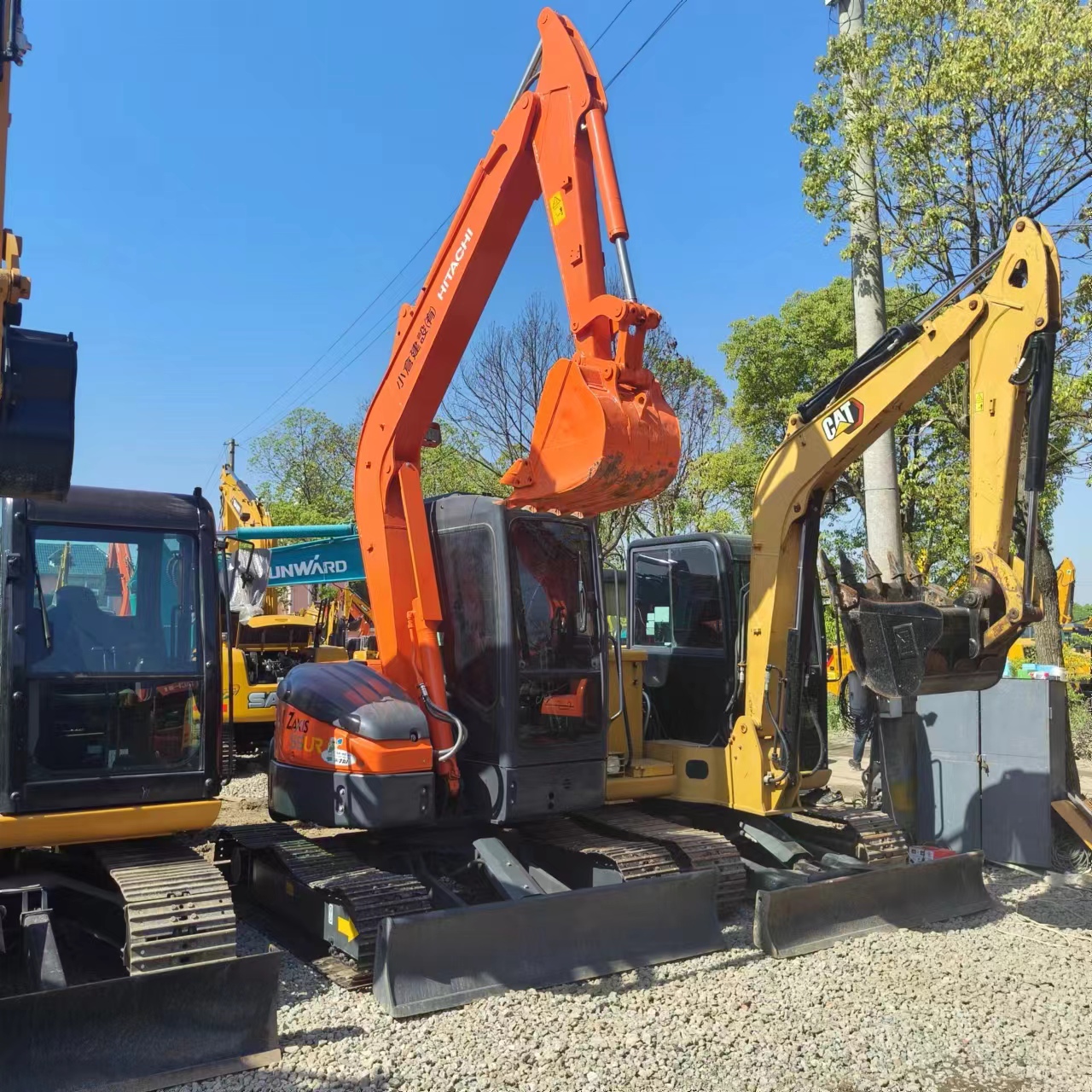 HITACHI ZX 55 - Мини-экскаватор: фото 1 HITACHI ZX 55 - Мини-экскаватор: фото 1
