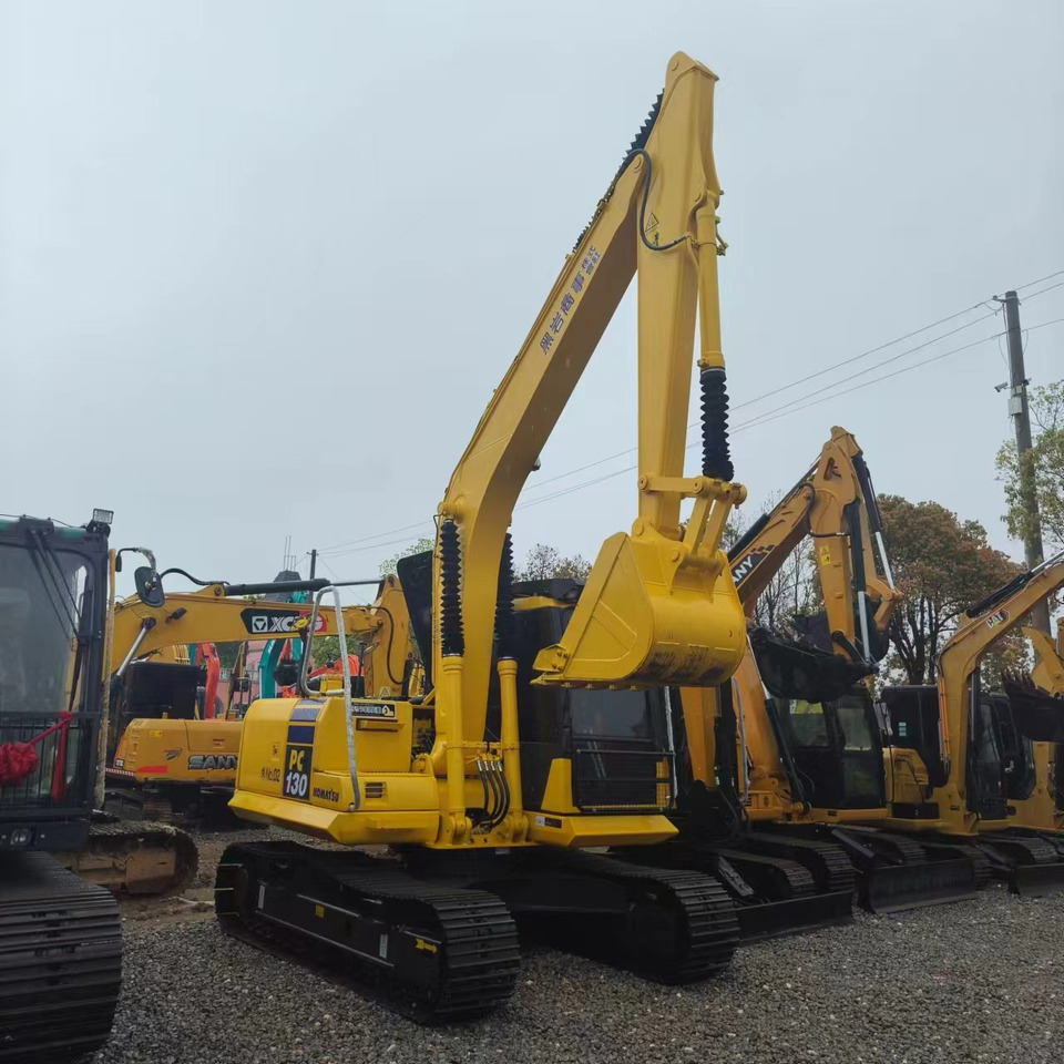 KOMATSU PC130-7 - Гусеничный экскаватор: фото 1