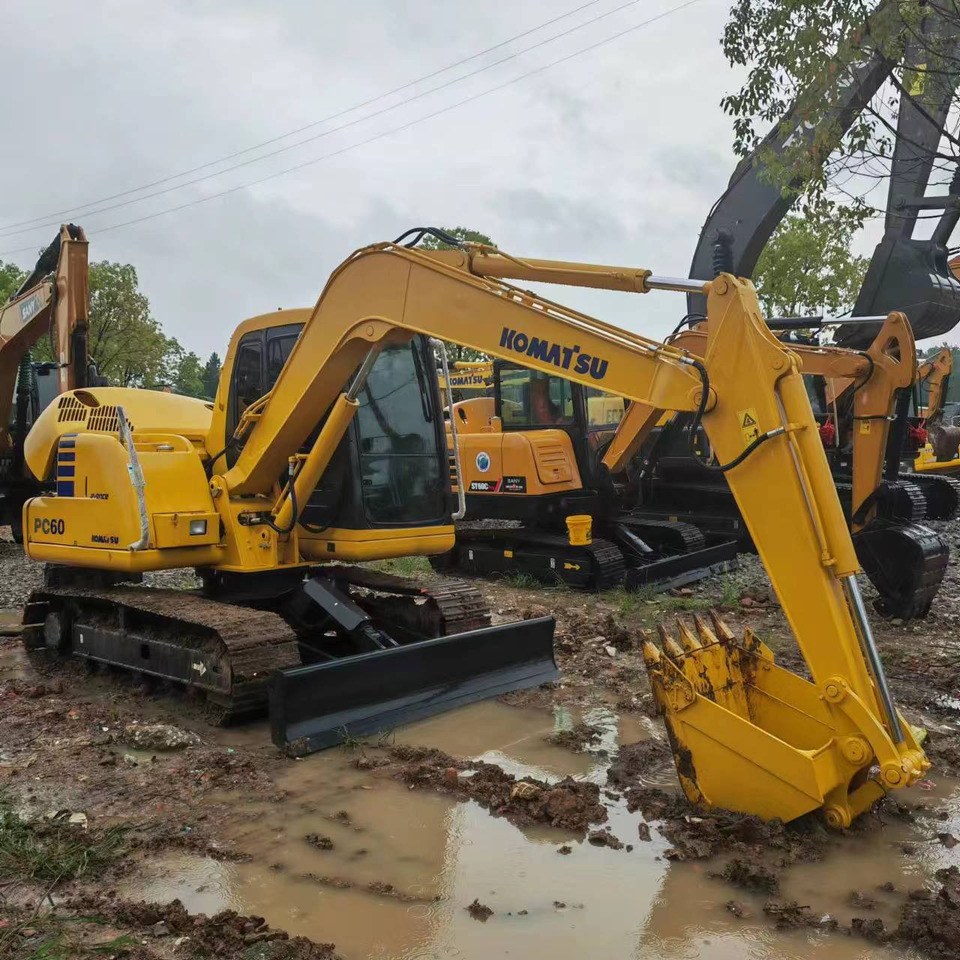 KOMATSU PC60-7 - Гусеничный экскаватор: фото 1