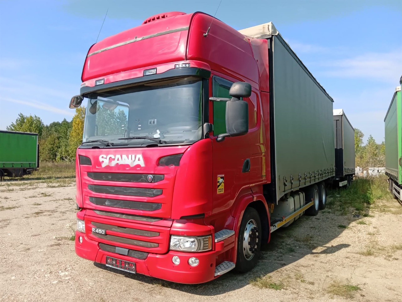 SCANIA R450 - Тентованный грузовик: фото 1 SCANIA R450 - Тентованный грузовик: фото 1