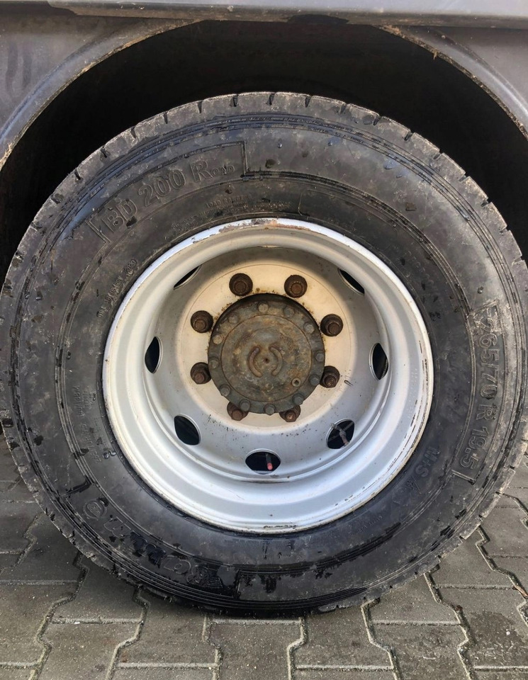 BARUM BD 200 R - Шина: фото 1 BARUM BD 200 R - Шина: фото 1