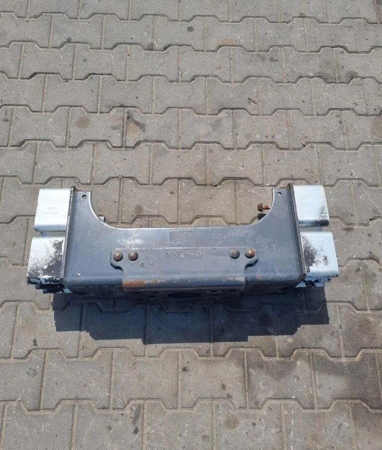 BELKA RAMY MOCOWANIE ZACZEPU HAKA RENAULT PREMIUM MAGNUM KERAX LANDER DXI GAMA T C K VOLVO FH Renault 12 - Подвеска для Грузовиков: фото 1