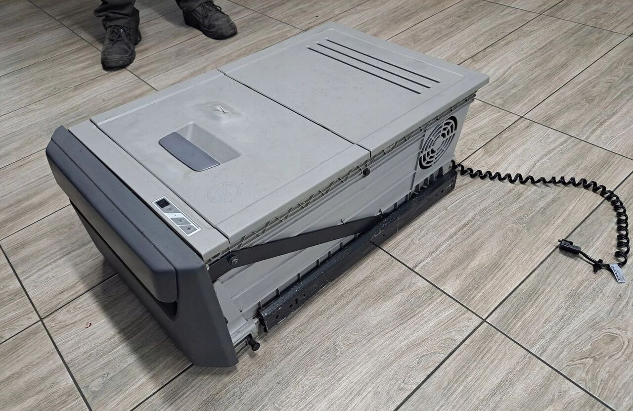 LODÓWKA CHŁODZIARKA VOLVO FH 13 LIFT. Volvo FH 13 LIFT - Кабина и интерьер для Грузовиков: фото 1 LODÓWKA CHŁODZIARKA VOLVO FH 13 LIFT. Volvo FH 13 LIFT - Кабина и интерьер для Грузовиков: фото 1