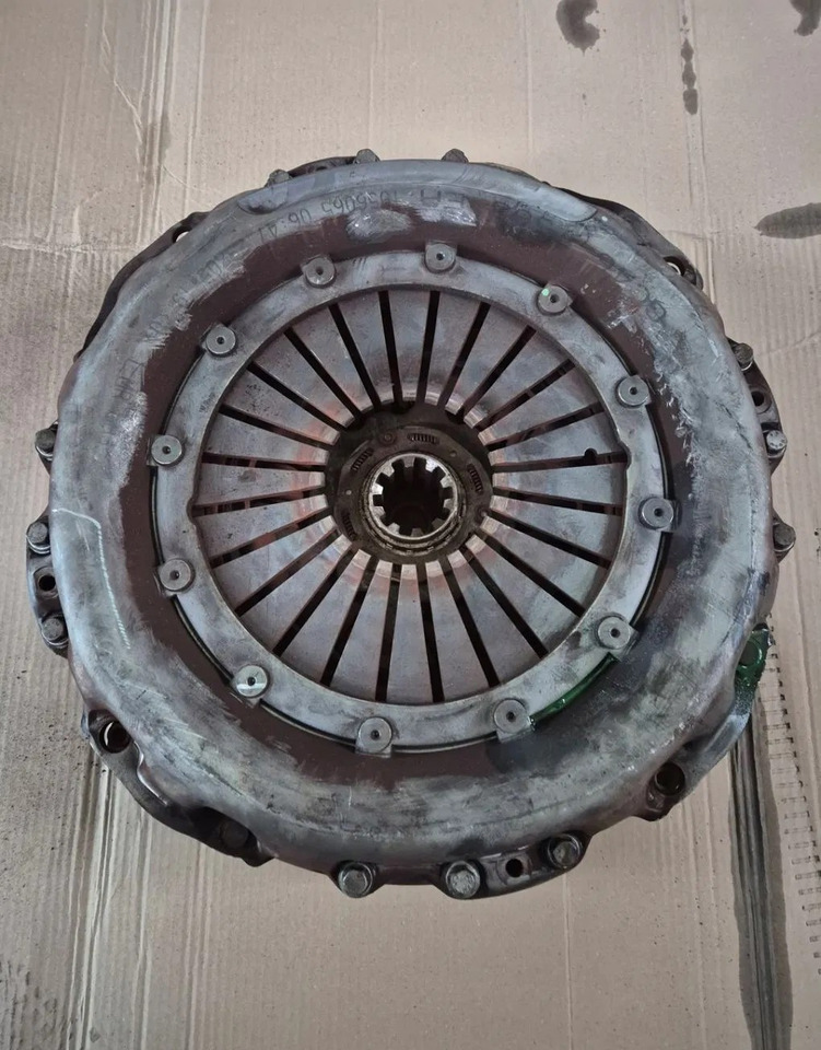 SPRZĘGŁO KOMPLETNE TARCZA DOCISK KOŁO FORD F-MAX TRUCKS 500 CARGO 3400 700 687 Numery katalogowe zamienników KAWE 7245101 - Сцепление и запчасти: фото 1 SPRZĘGŁO KOMPLETNE TARCZA DOCISK KOŁO FORD F-MAX TRUCKS 500 CARGO 3400 700 687 Numery katalogowe zamienników KAWE 7245101 - Сцепление и запчасти: фото 1