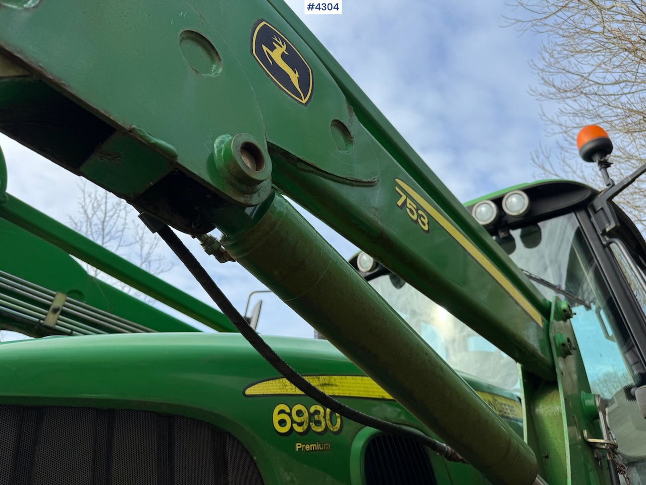Трактор 2009 John Deere 6930 Premium w/front loader: фото 20