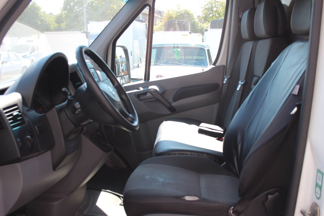 Volkswagen Crafter Kasten 35 mittel L2H2 KLIMA 1.Hand - Пассажирский фургон: фото 5 Volkswagen Crafter Kasten 35 mittel L2H2 KLIMA 1.Hand - Пассажирский фургон: фото 5