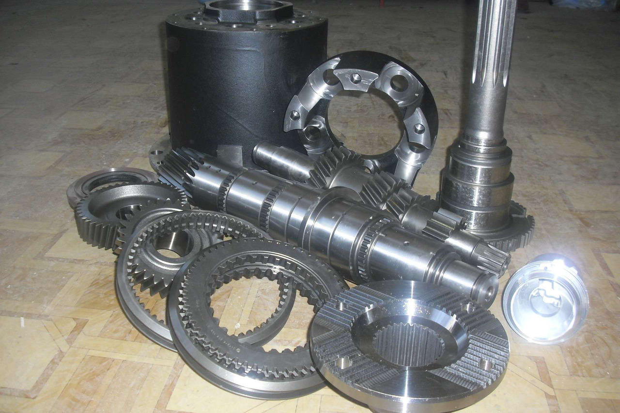 Spare parts for gearboxes Different - Коробка передач и запчасти для Грузовиков: фото 1