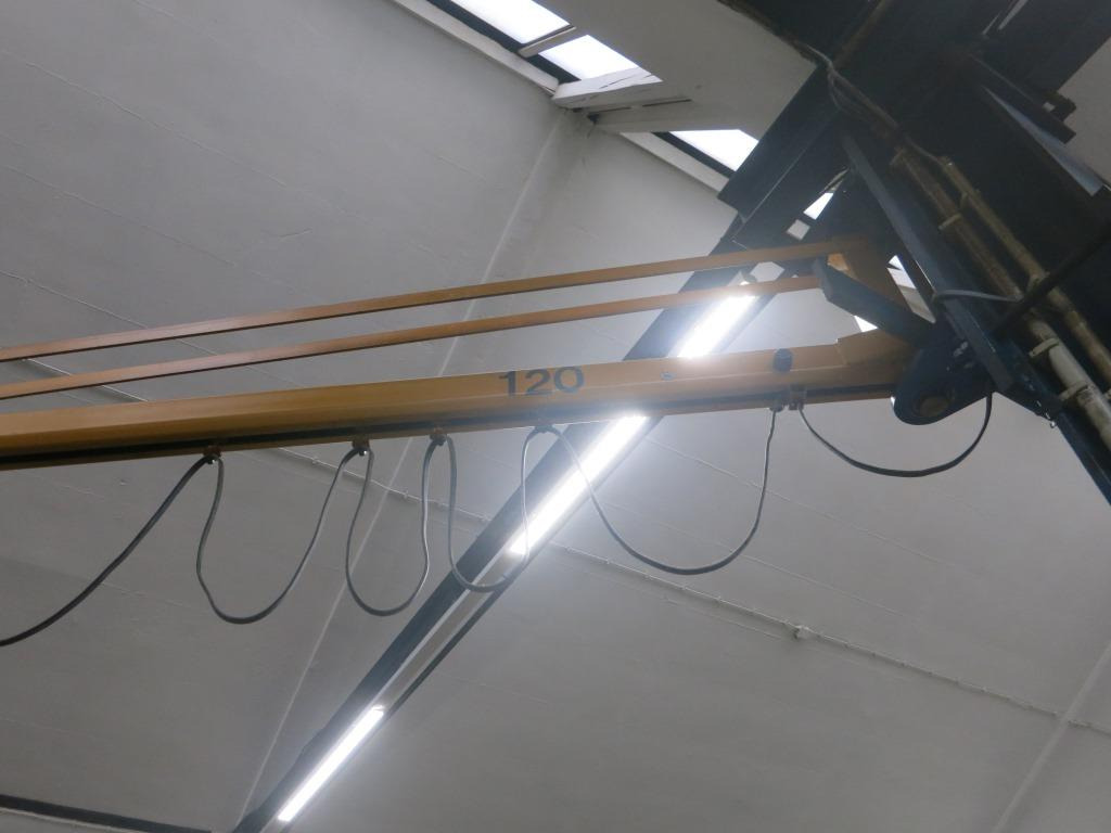 Demag 250 kg - Кран: фото 1