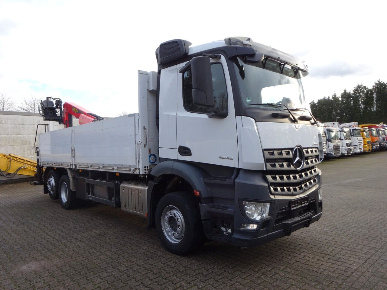 Mercedes-Benz 2648 Baustoffpritsche + PK 23001 TEC3 Kran Mercedes-Benz 2648 Baustoffpritsche + PK 23001 TEC3 Kran - Автоманипулятор, Грузовик бортовой/ Платформа: фото 4 Mercedes-Benz 2648 Baustoffpritsche + PK 23001 TEC3 Kran Mercedes-Benz 2648 Baustoffpritsche + PK 23001 TEC3 Kran - Автоманипулятор, Грузовик бортовой/ Платформа: фото 4