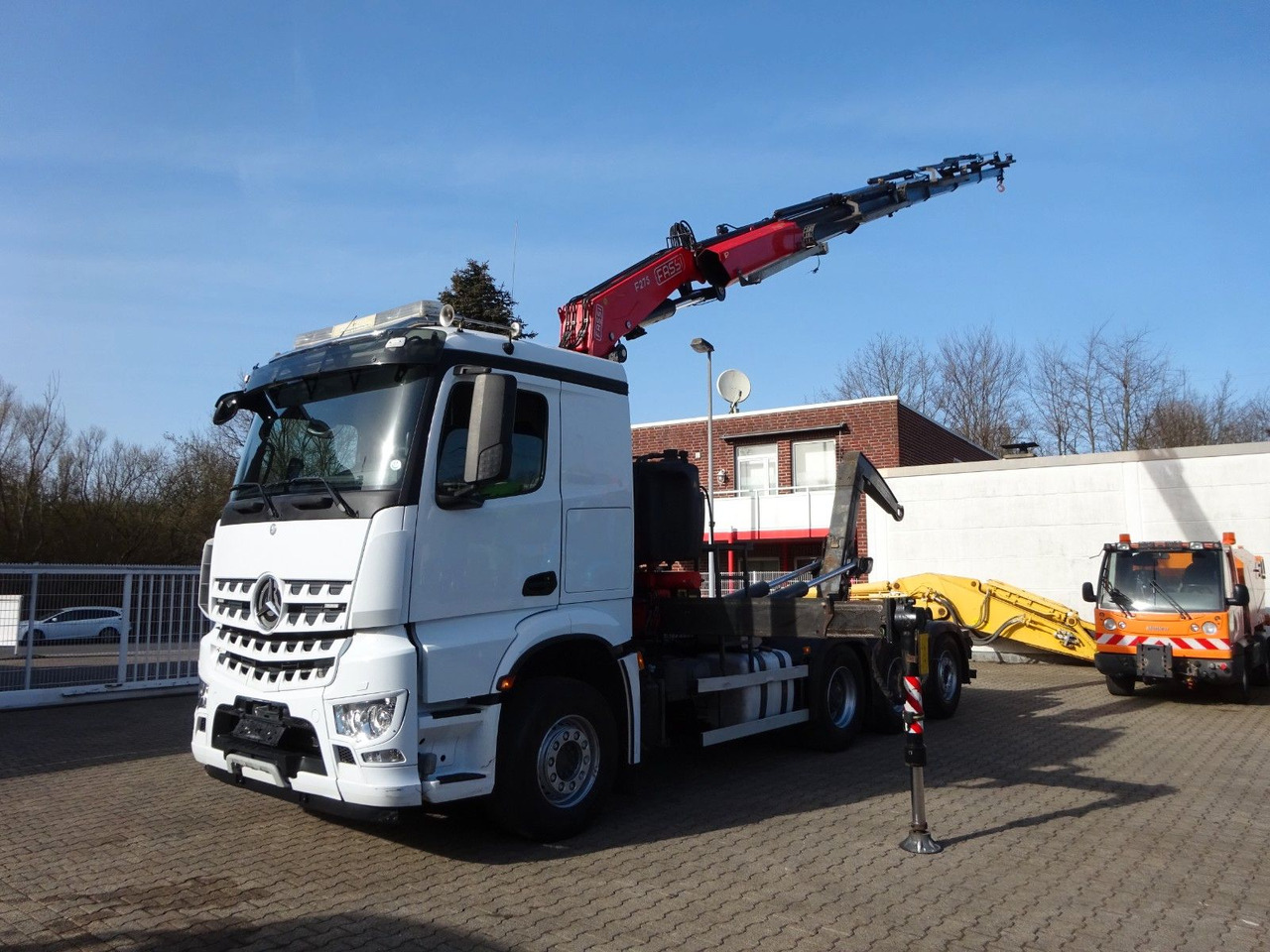 Mercedes-Benz 3248 Fassi Abroller + Fassi F275A 8x4 TRIDEM - Автоманипулятор: фото 4 Mercedes-Benz 3248 Fassi Abroller + Fassi F275A 8x4 TRIDEM - Автоманипулятор: фото 4