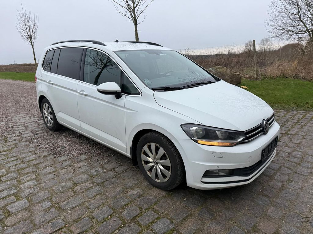 Volkswagen Touran Comfortline 1.6 TDI DSG BMT/Start-Stopp - Легковой автомобиль: фото 1 Volkswagen Touran Comfortline 1.6 TDI DSG BMT/Start-Stopp - Легковой автомобиль: фото 1
