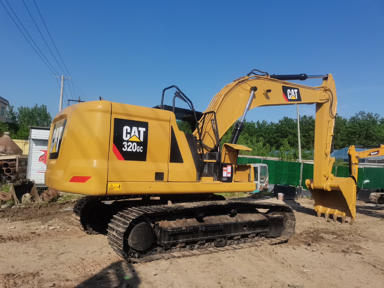 CATERPILLAR 320GC - Гусеничный экскаватор: фото 1 CATERPILLAR 320GC - Гусеничный экскаватор: фото 1