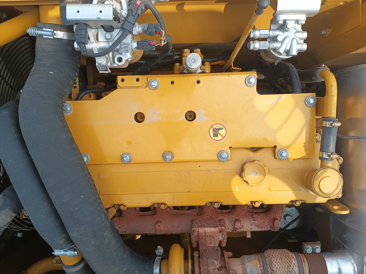CATERPILLAR 323D2L в лизинг CATERPILLAR 323D2L: фото 8