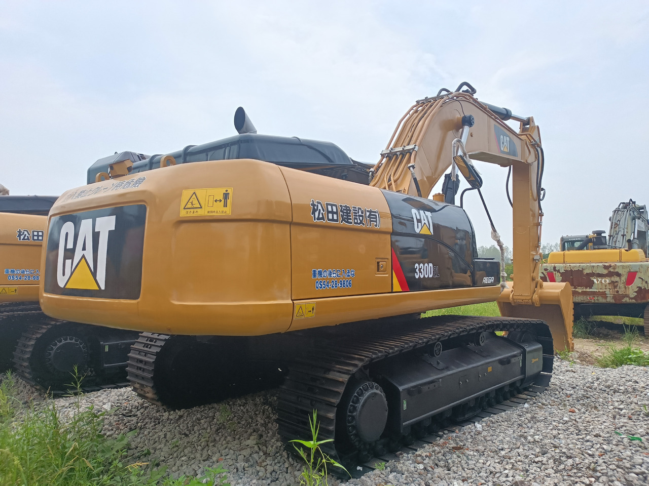 CATERPILLAR 330D2L - Гусеничный экскаватор: фото 1 CATERPILLAR 330D2L - Гусеничный экскаватор: фото 1