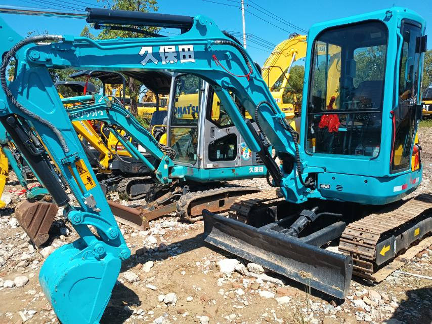 KUBOTA KX135 - Гусеничный экскаватор: фото 1 KUBOTA KX135 - Гусеничный экскаватор: фото 1
