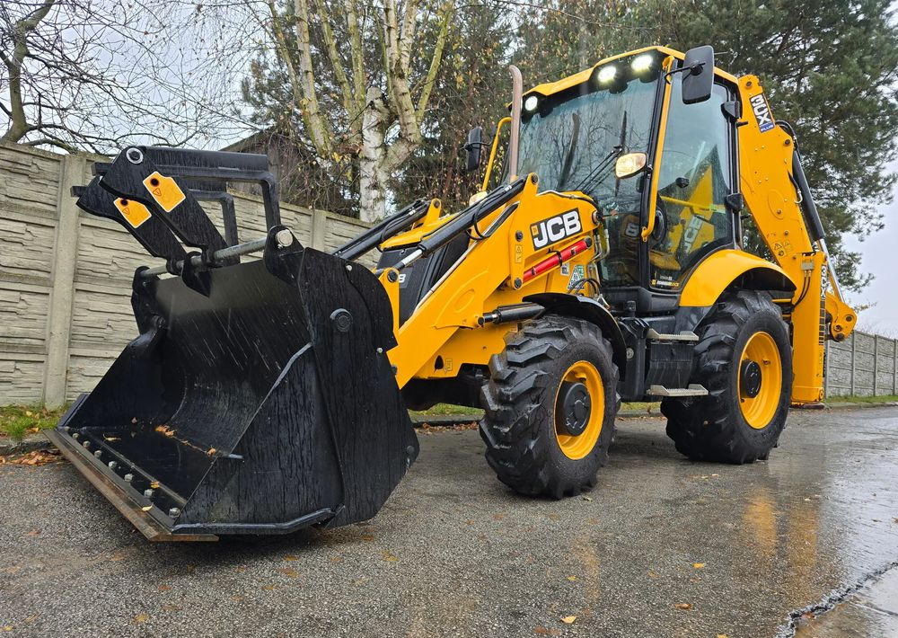 JCB - Экскаватор-погрузчик: фото 1 JCB - Экскаватор-погрузчик: фото 1