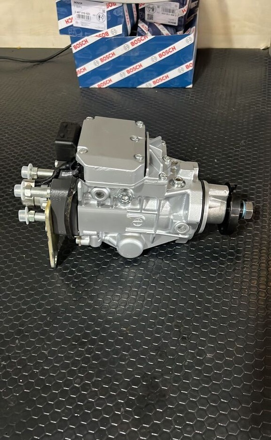 Bosch 2023 0470004015 Bosch Perkins - Топливный насос для Экскаваторов: фото 2 Bosch 2023 0470004015 Bosch Perkins - Топливный насос для Экскаваторов: фото 2