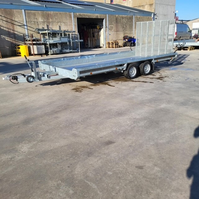 HULCO TERRAX-2 - Низкорамный прицеп: фото 1 HULCO TERRAX-2 - Низкорамный прицеп: фото 1