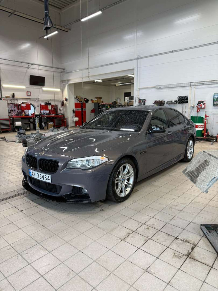 2013 BMW 535i - Легковой автомобиль: фото 1 2013 BMW 535i - Легковой автомобиль: фото 1