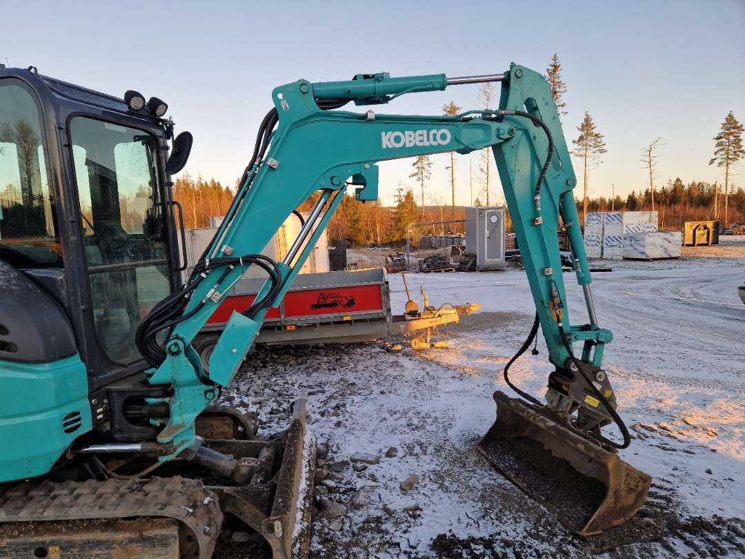2023 Kobelco SK28SR-6 Minigraver – Nesten ny med kun 563 timer! - Экскаватор: фото 4 2023 Kobelco SK28SR-6 Minigraver – Nesten ny med kun 563 timer! - Экскаватор: фото 4