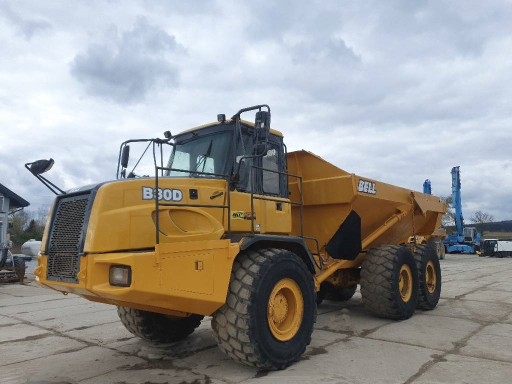 Bell B 30 D  - Сочленённый самосвал: фото 1
