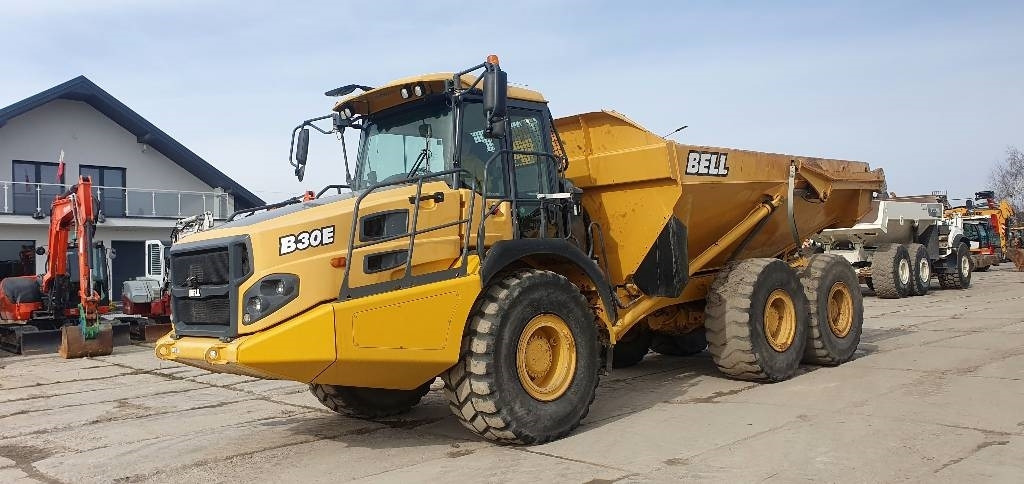 Bell B 30 E  - Сочленённый самосвал: фото 1