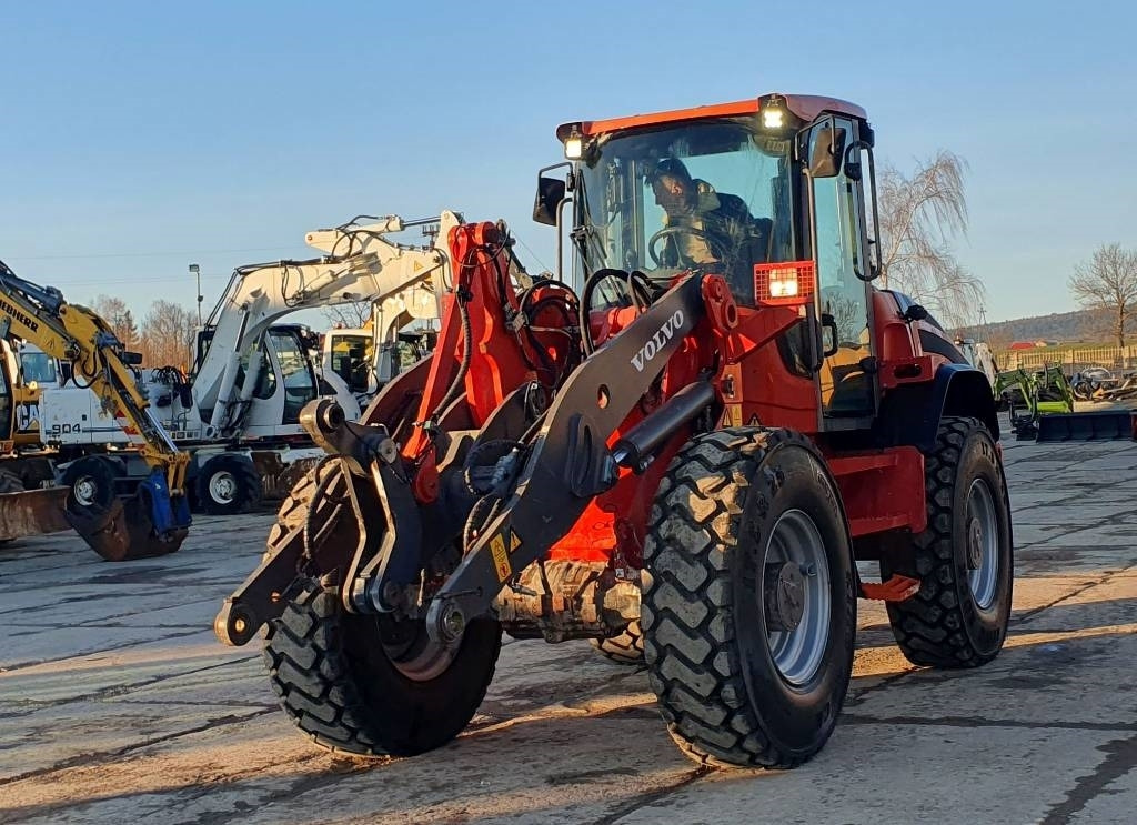 Volvo L 50 F - Колёсный погрузчик: фото 1 Volvo L 50 F - Колёсный погрузчик: фото 1