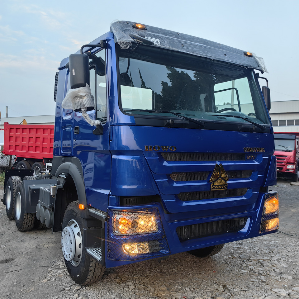 Тягач Sino truck: фото 1 Тягач Sino truck: фото 1