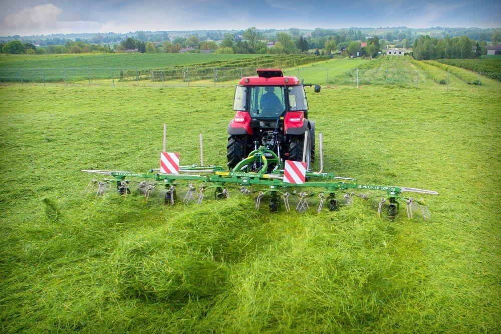 Pronar PWP 770 - Сеноворошилка: фото 1 Pronar PWP 770 - Сеноворошилка: фото 1