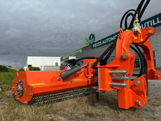 Agf 160 xxl - Боковая косилка-измельчитель: фото 1 Agf 160 xxl - Боковая косилка-измельчитель: фото 1