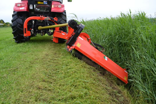 Boxer Broyeur d'accotement AGF à Axe Horizontal - Косилка-измельчитель: фото 1 Boxer Broyeur d'accotement AGF à Axe Horizontal - Косилка-измельчитель: фото 1