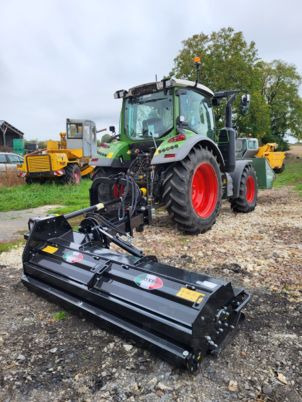 Boxer Broyeur d'accotement BLACK 180 - Боковая косилка-измельчитель: фото 1