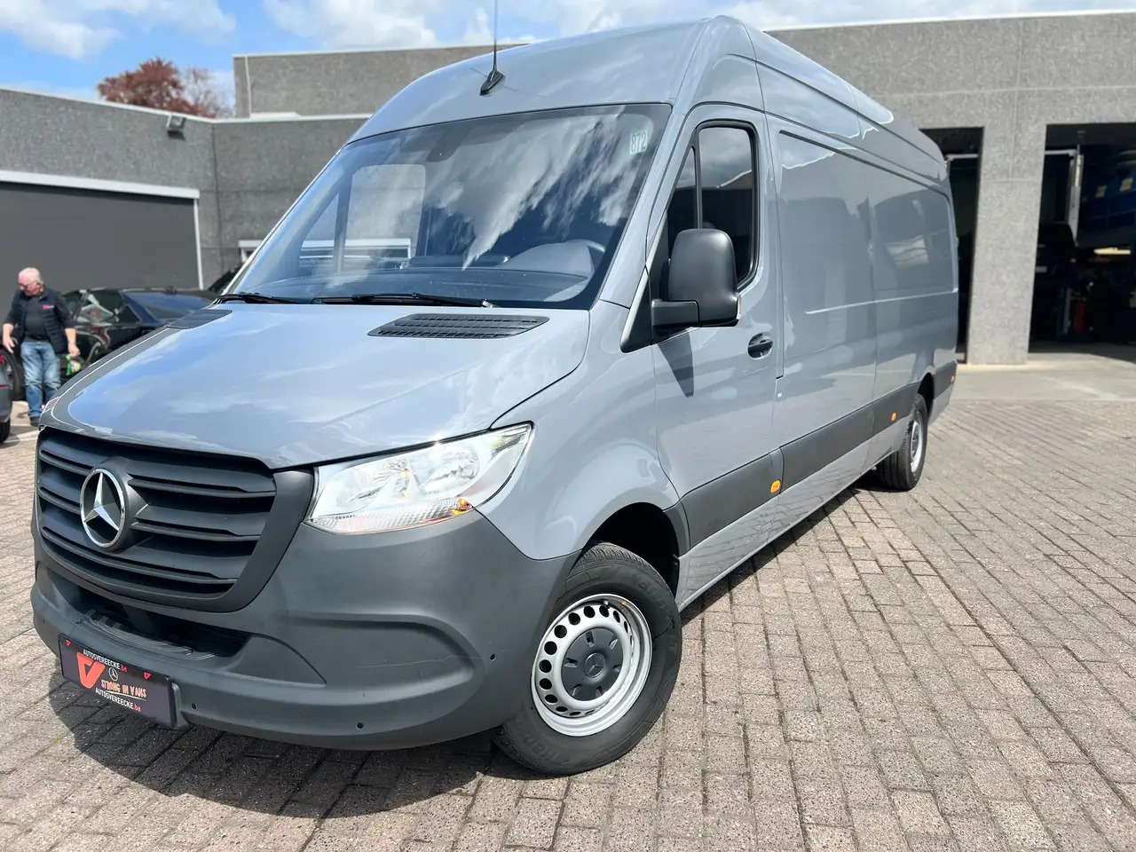 Mercedes-Benz Sprinter 315 L3H2 RWD (34.750€ex) CAMERA|MBUX| SENSOR - Цельнометаллический фургон: фото 2 Mercedes-Benz Sprinter 315 L3H2 RWD (34.750€ex) CAMERA|MBUX| SENSOR - Цельнометаллический фургон: фото 2