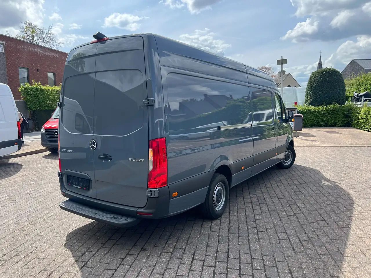 Mercedes-Benz Sprinter 315 L3H2 RWD (34.750€ex) CAMERA|MBUX| SENSOR - Цельнометаллический фургон: фото 4 Mercedes-Benz Sprinter 315 L3H2 RWD (34.750€ex) CAMERA|MBUX| SENSOR - Цельнометаллический фургон: фото 4