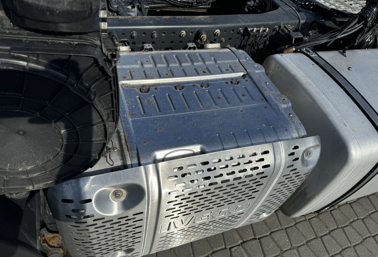IVECO STRALIS HI-WAY XP 460 KM truck - Катализатор для Грузовиков: фото 1