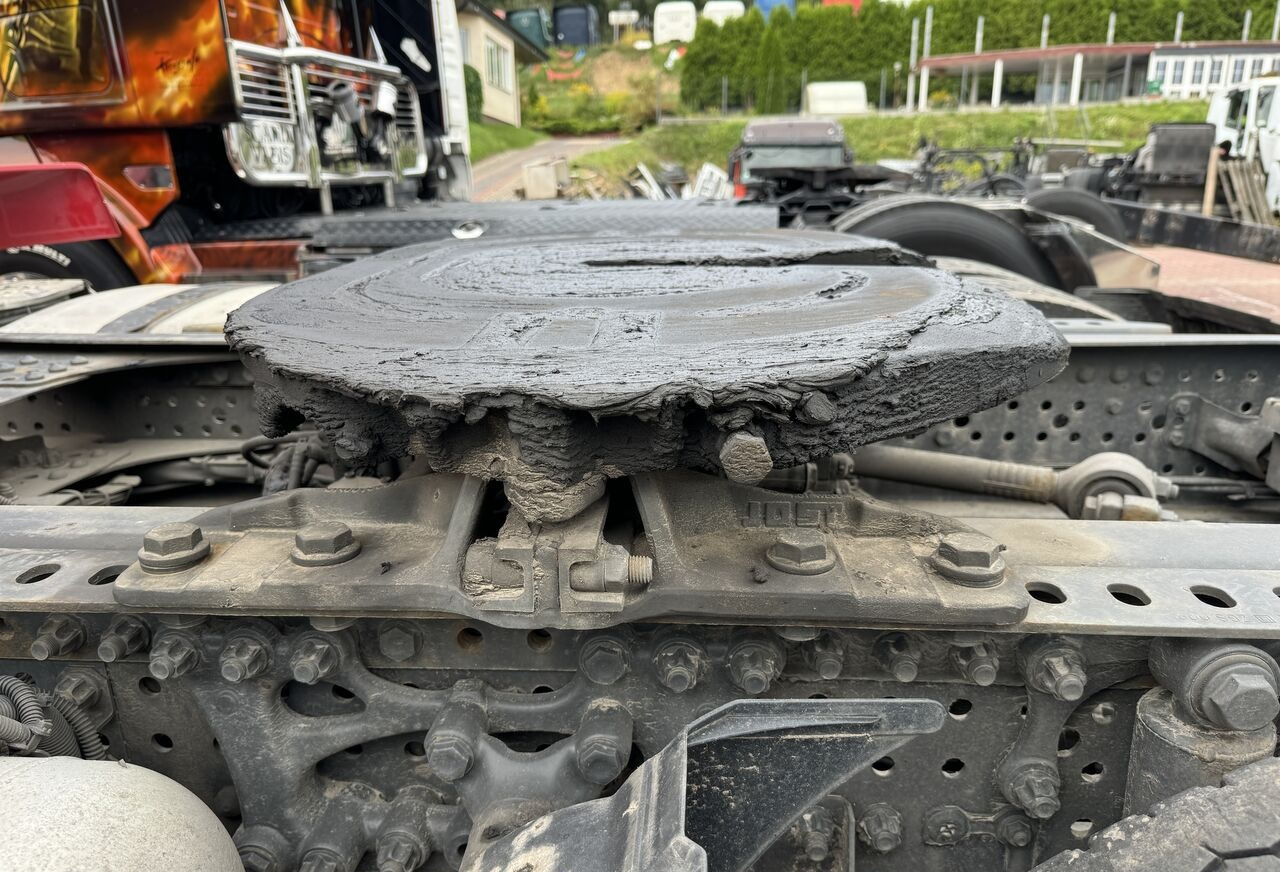 Mercedes-Benz Actros MP 4 MP 5 truck - Седло для Грузовиков: фото 1 Mercedes-Benz Actros MP 4 MP 5 truck - Седло для Грузовиков: фото 1