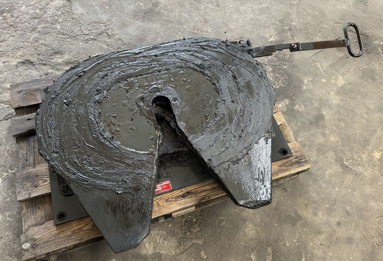 Mercedes-Benz Jost 15cm Actros MP 4 truck - Седло для Грузовиков: фото 1