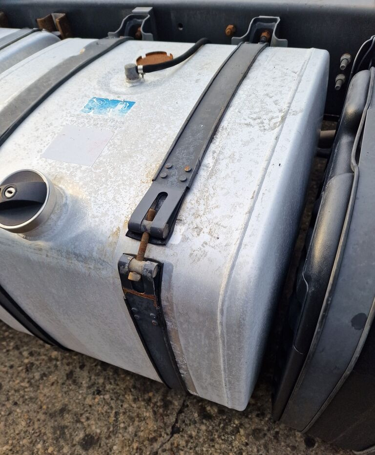 Scania 300L 1517304 truck - Топливный бак для Грузовиков: фото 1